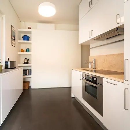 Marques Pombal Beautiful Apartment